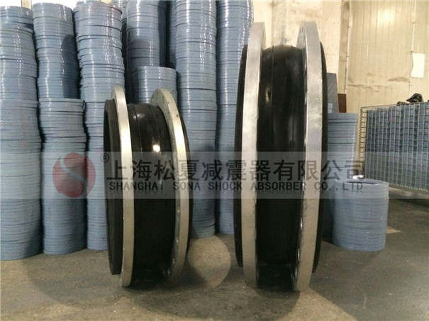 你知道橡膠接頭生產(chǎn)過程中會(huì)用到什么設(shè)備嗎？